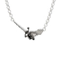 带波浪匕首的近战项链