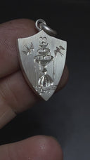 My Cup Runneth Over - 饰板吊坠